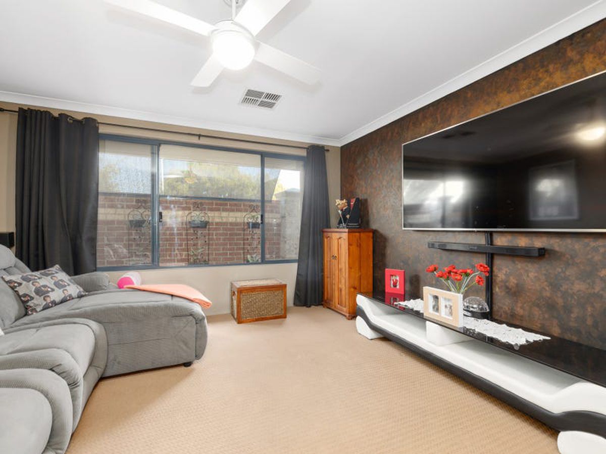 28 Rosewood Lane, Thornlie