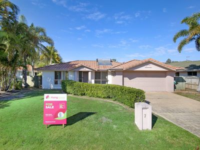 7 Mizzen Court, Noosa Waters
