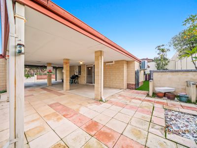 2 / 94 Hobbs Avenue, Como
