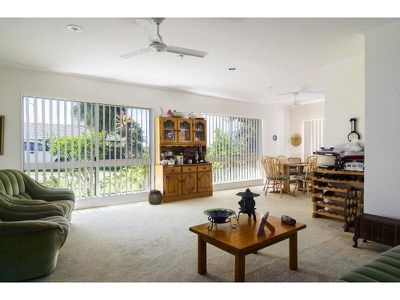 10 Birch Court, Tewantin