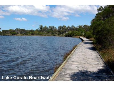 42 Lakeside Drive, Eden