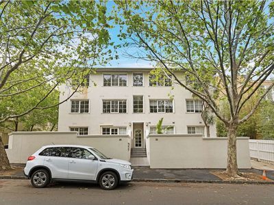 11 / 30-32 Tivoli Road, South Yarra