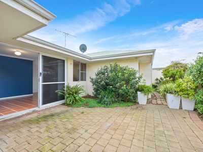 2/18 Drabble road, Scarborough