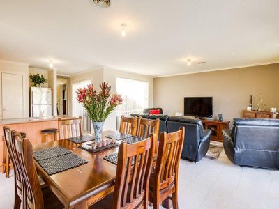 Unit 1 / 9 Governor Close, Tarneit