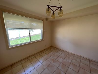 5 Menzies Place, Edensor Park