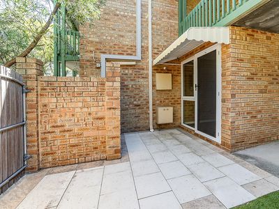 6 / 1 Marcus Avenue, Booragoon