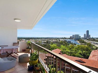 36 / 20 Commodore Drive, Surfers Paradise