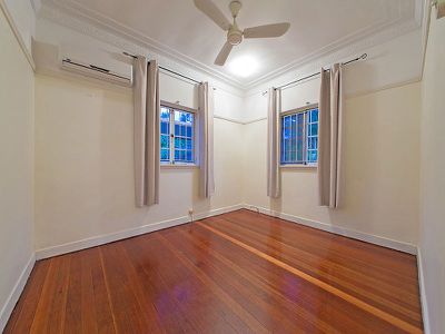 307 Chatsworth Rd, Coorparoo