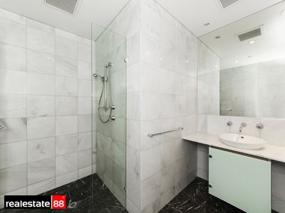 303 / 108 Terrace Road, East Perth