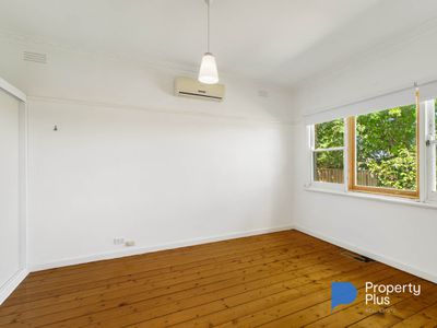 4 Michael Street, Kennington