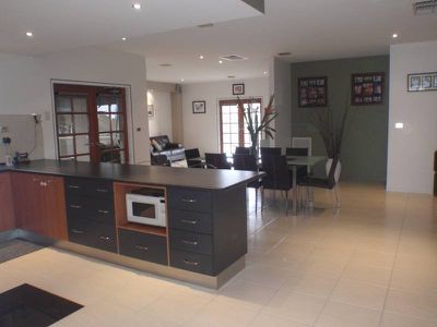 5 Daws Court, Taylors Lakes
