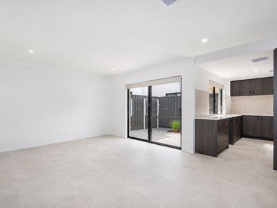 26 Venus Way, Hillarys