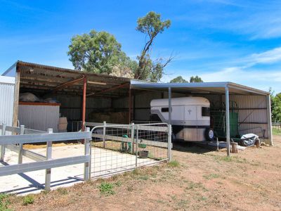 205 Piries-Goughs Bay Road, Piries