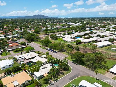 15 Banyan Court, Annandale