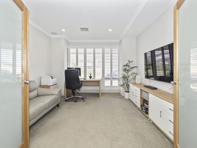 15 Teraglin Vista, Yanchep