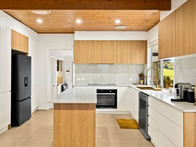 444 Marshall Mount Road, Marshall Mount