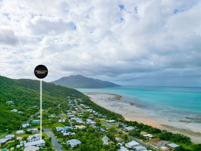 8 Blackcurrant Drive, Hideaway Bay