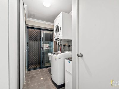 3 Highbridge Way, Leda