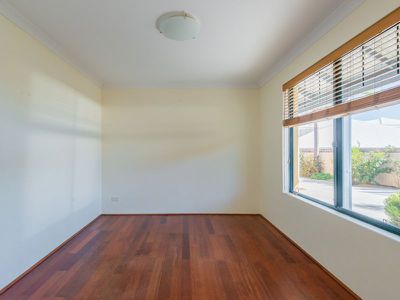 8A Woonona Place, Kallaroo
