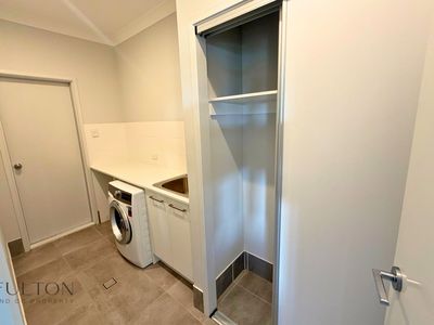 35 Wood Crescent, Baringa