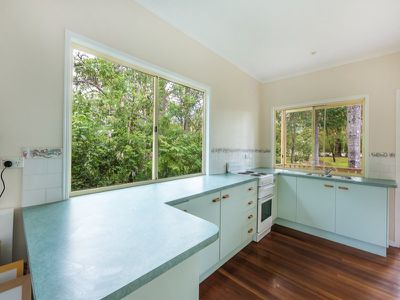32 Mooloolah Road, Mooloolah Valley