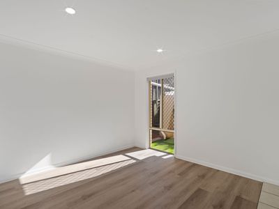 17 Shearwater Terrace, Springfield Lakes