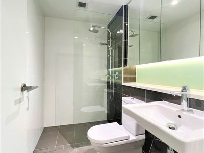 2510 / 18 Footbridge Boulevard, Wentworth Point