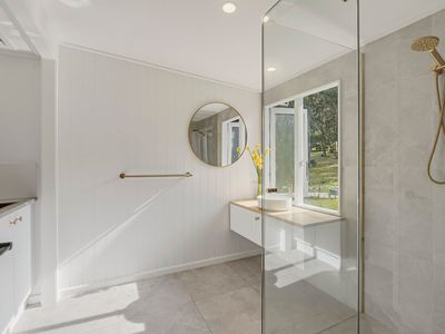4946 Channel Highway, Gordon