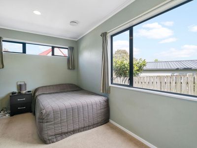 2/28 Pahi Place, West Harbour
