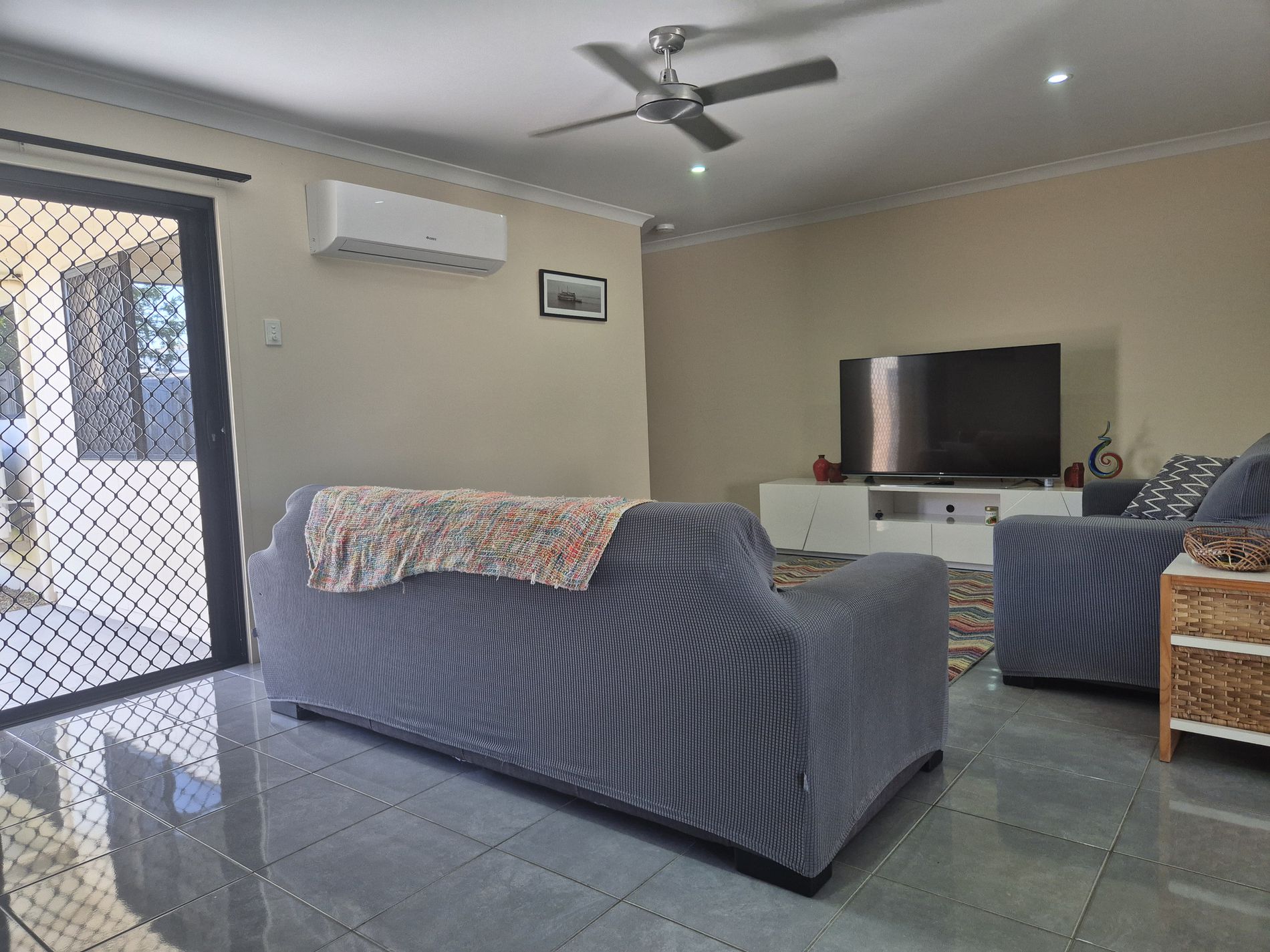 1 / 7 Maranark Avenue, Glenella