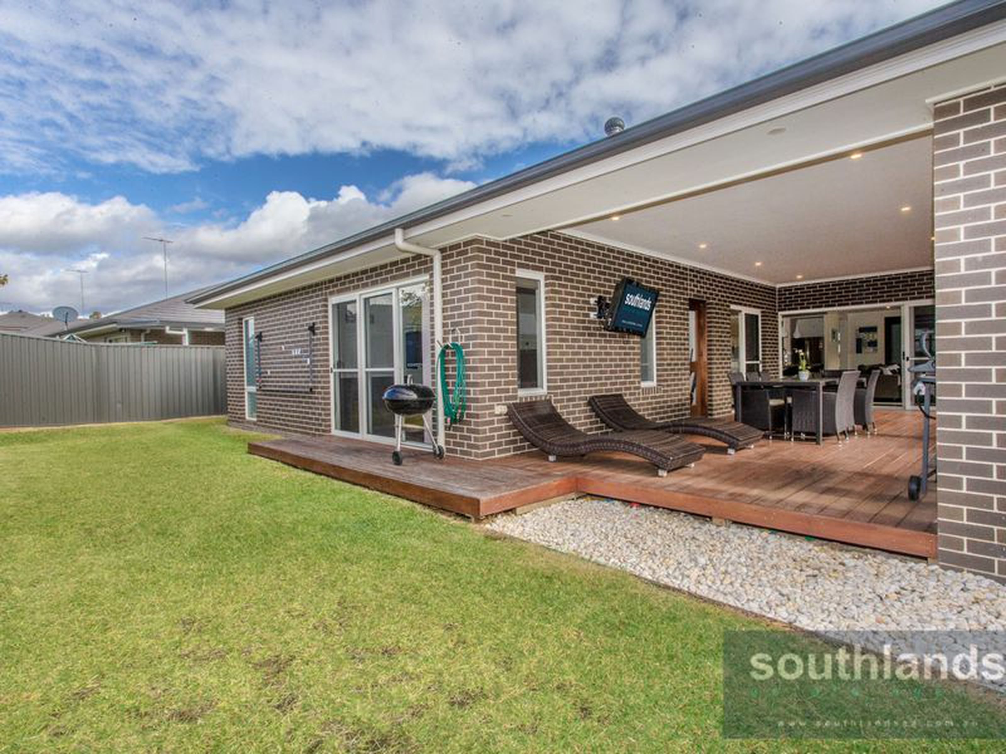 14 Watercress Street, CLAREMONT MEADOWS