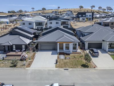 218 Glenrock Drive, Googong