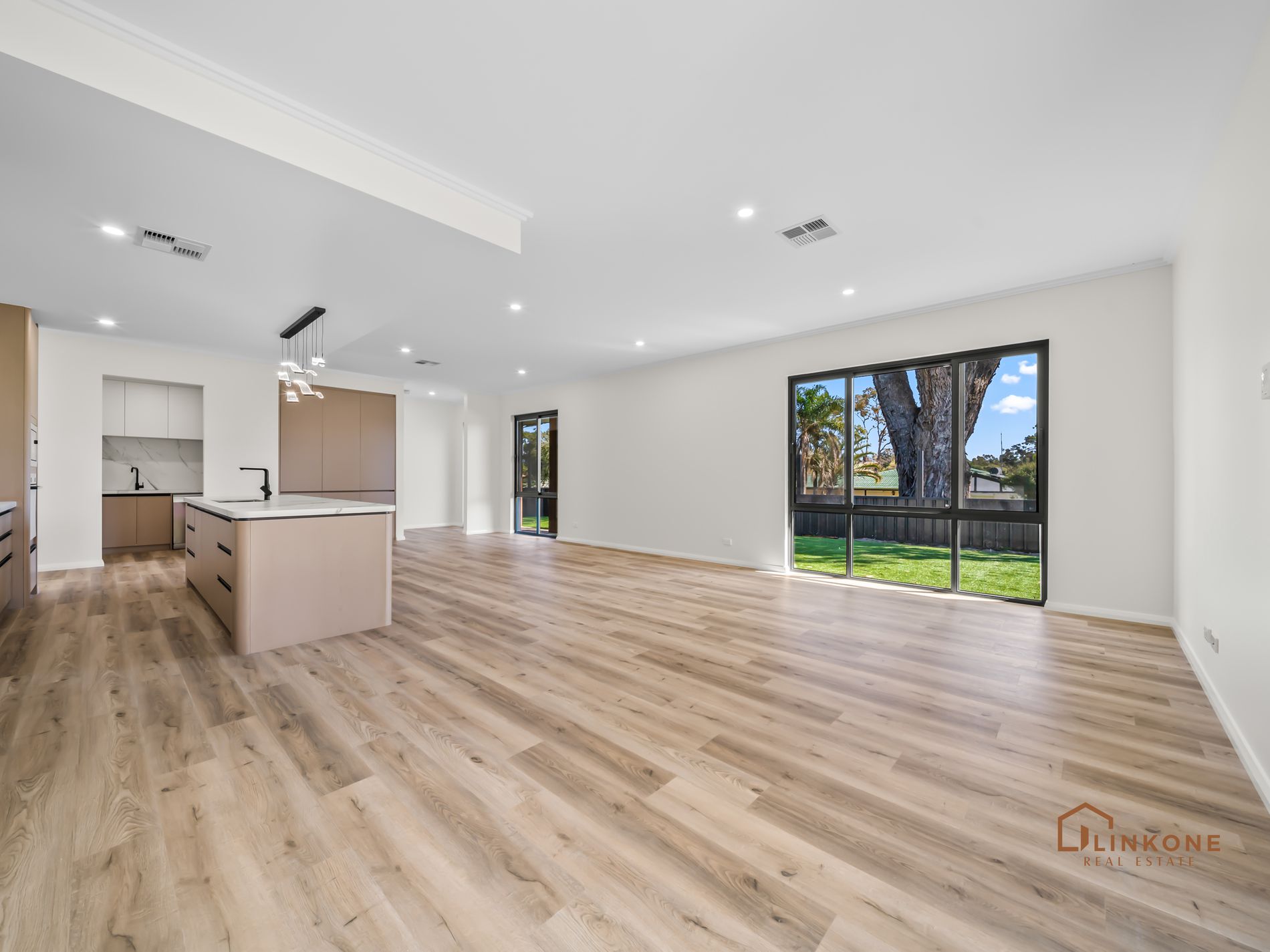100 Meller Road, Bibra Lake