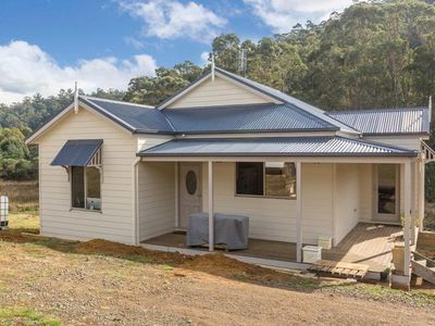 880 Woodbridge Hill Road, Gardners Bay