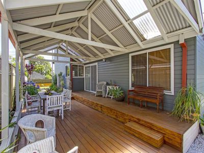 32 Trelawney St, Killarney Vale