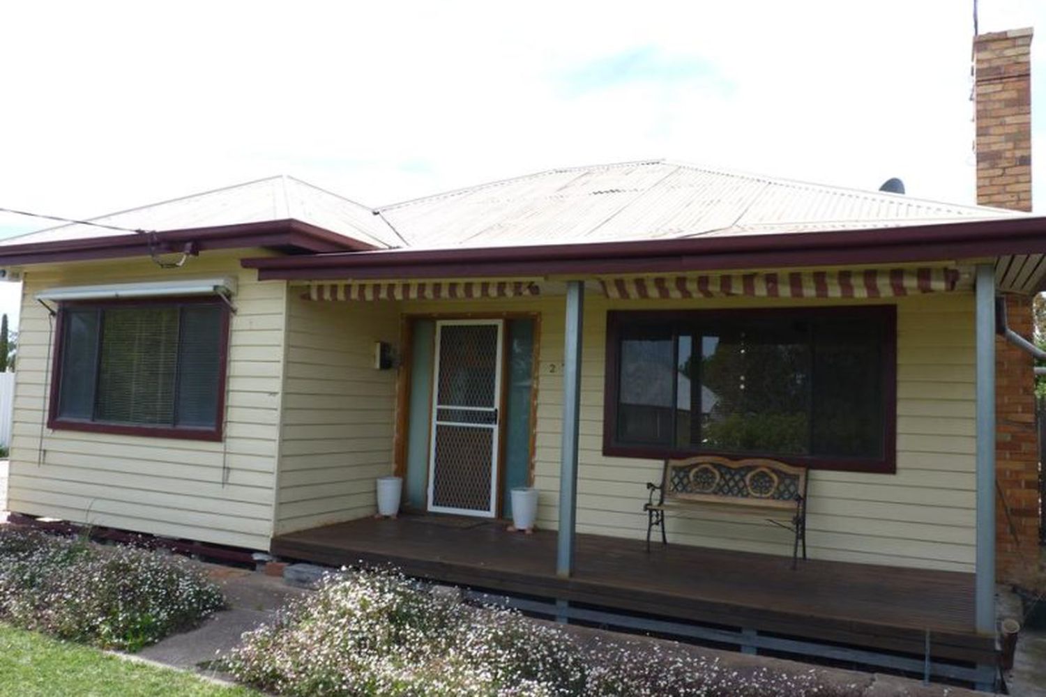 2 Austin Street, Horsham