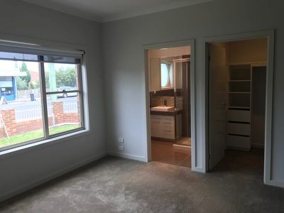 89 Shannon Avenue, Manifold Heights