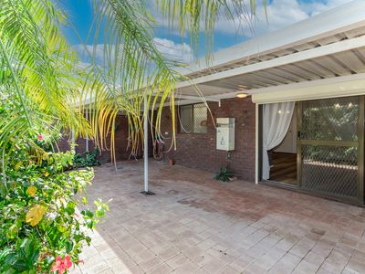 6 / 9 Durling Place, Kelmscott