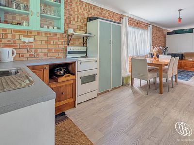 23 Thomson Parade, Dalmeny