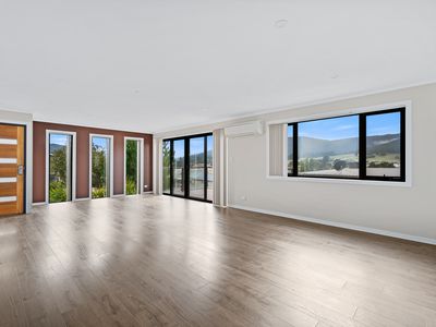 17 Lourdes Rise, Cygnet
