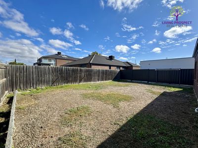 326 Boardwalk Boulevard, Point Cook