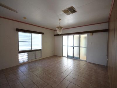 9B Slater St, Queenton