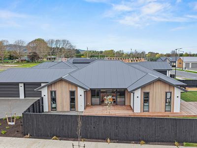 30 Guinevere Drive, Lincoln
