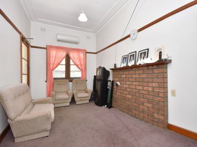 163 High Street, Kangaroo Flat