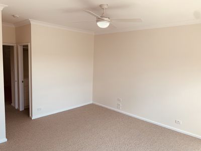 1 Jenny Close, Elermore Vale