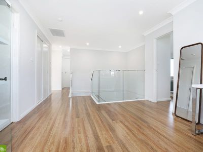 8 Sapphire Road, Kembla Grange