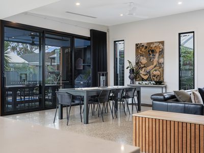 10 Broadway, South Brighton