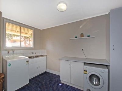 36 Piccadilly Street, Piccadilly