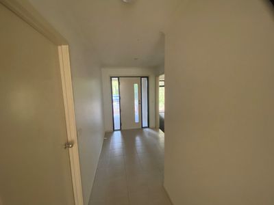 28 Edgevale Way, Tarneit