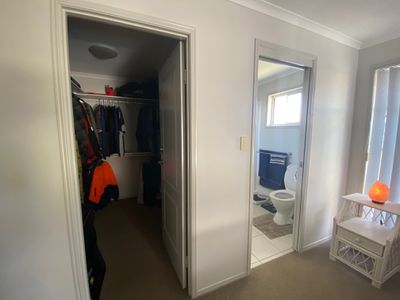 5B Kinross Court, Kawungan